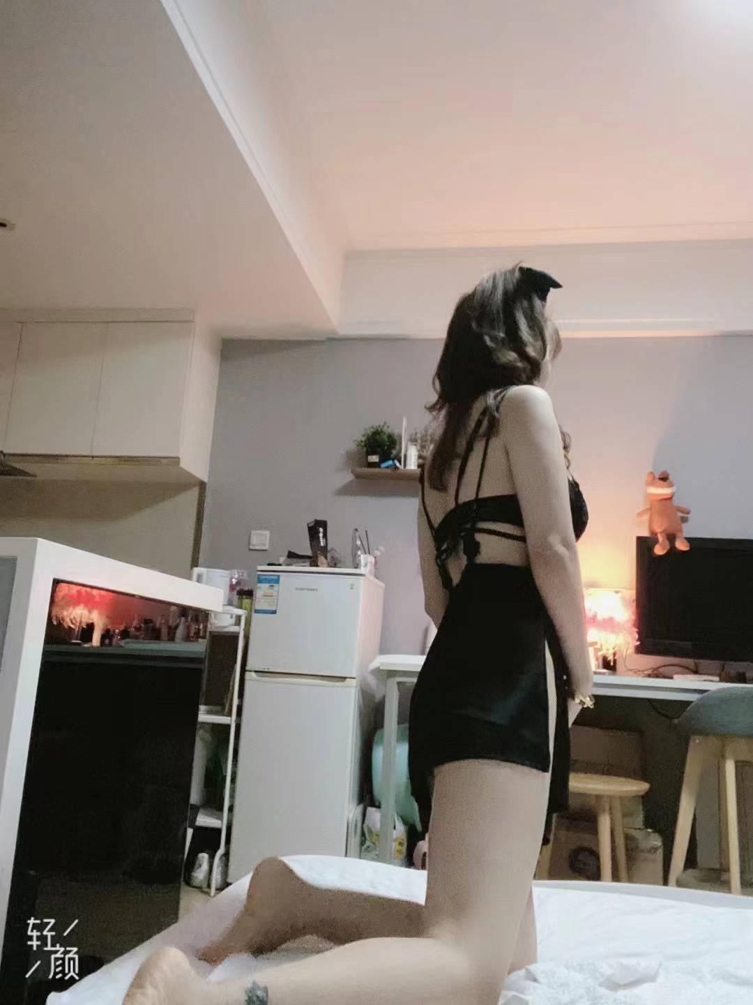 西湖漂亮的小玉儿